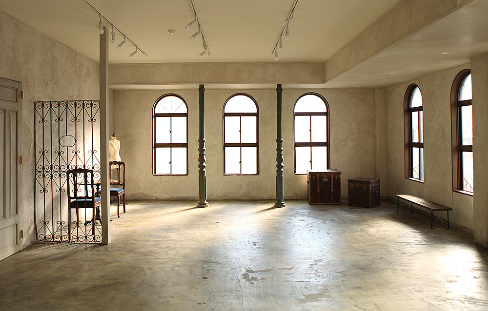 Aスタジオ白廃墟